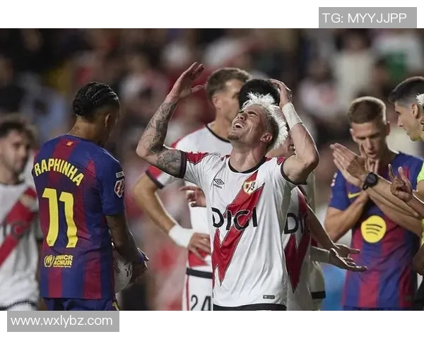 巴萨击败皇马登顶西甲榜首，梅西再次成为关键先生