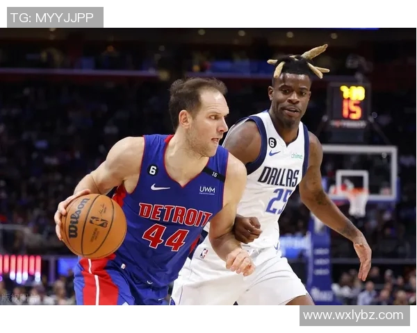 独行侠客场击败勇士，系列赛3-1领先，迈向巅峰之路