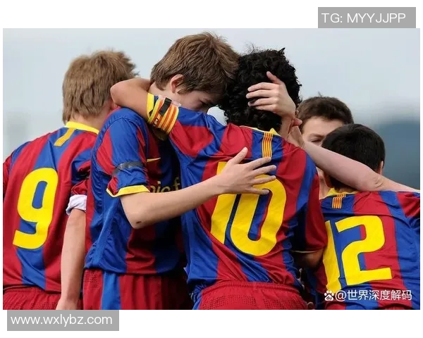 塞维利亚抢先签下巴塞罗那青训新星，引发球迷热议